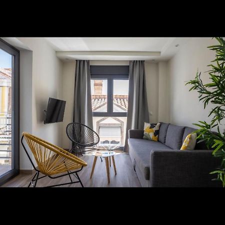 Apartment At The Beach Малага Экстерьер фото
